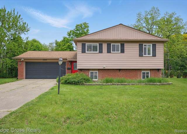 Property at 23850 Barfield St, Farmington, MI 48336, 4 beds, 2 baths