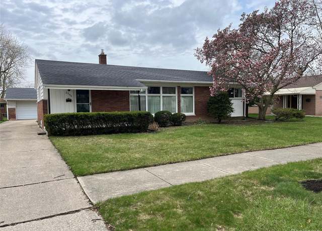Property at 2546 Norwood Rd, Trenton, MI 48183, 3 beds, 2.5 baths