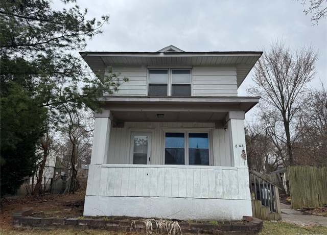 Property at 244 Nelson St, Pontiac, MI 48342, 2 beds, 1.5 baths