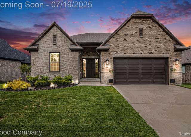 Property at 55172 Hanford Ct, Shelby Twp, MI 48316, 4 beds, 3 baths