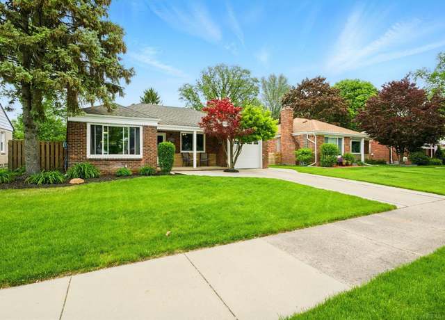 Property at 2320 Allard Ave, Grosse Pointe Woods, MI 48236, 3 beds, 3 baths