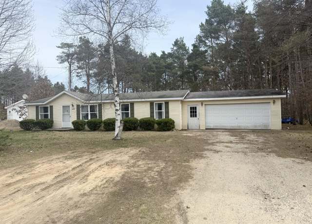 Property at 4115 S 39 Rd, Cadillac, MI 49601, 3 beds, 2 baths