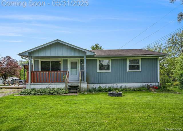 Property at 74 Ash Rd, Whitmore Lake, MI 48189, 5 beds, 3 baths