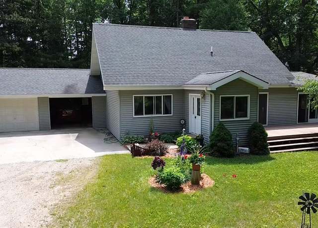 Property at 200 S Shearer Rd, Gladwin, MI 48624, 3 beds, 2 baths