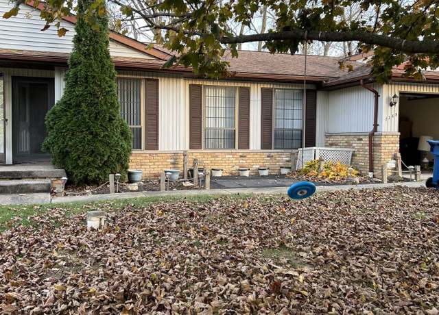 Property at 2369 E Golden Shores Dr, Fenton, MI 48430, 4 beds, 2 baths