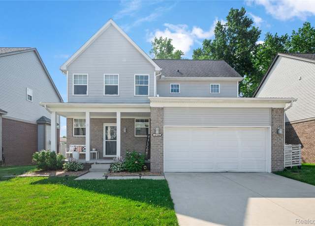 Property at 47522 Viola Ln, Chesterfield, MI 48047, 3 beds, 2.5 baths