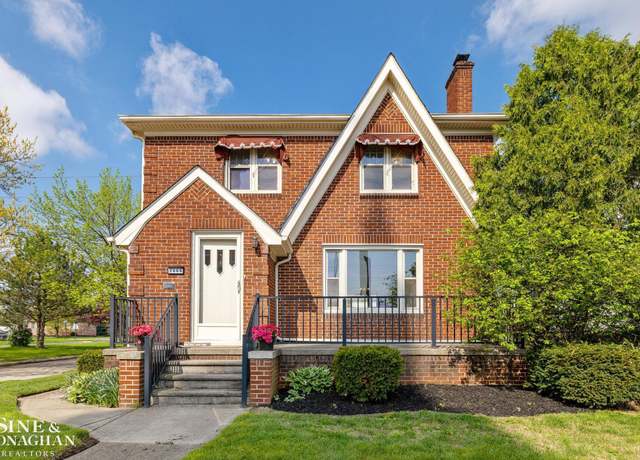 Property at 2666 10th St, Wyandotte, MI 48192, 3 beds, 1.5 baths