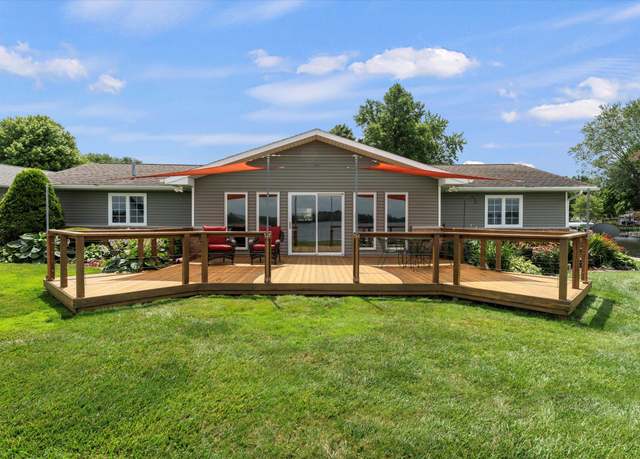 Property at 68285 George Smith Ct, Edwardsburg, MI 49112, 2 beds, 2 baths