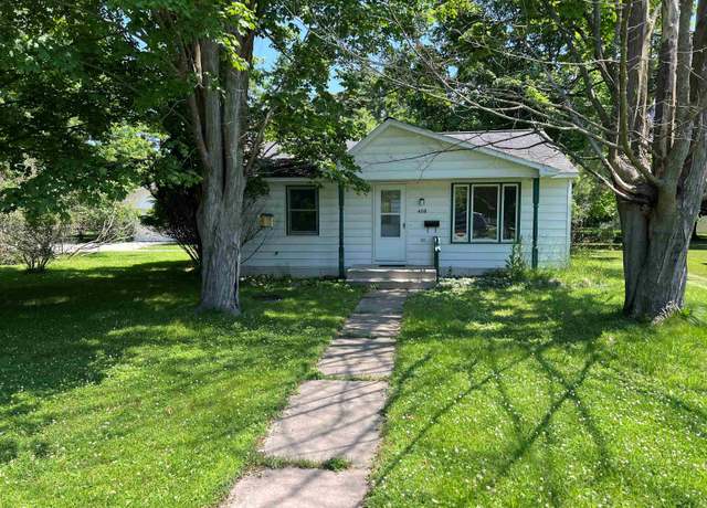 Property at 408 Burns, Charlevoix, MI 49720, 2 beds, 1 bath