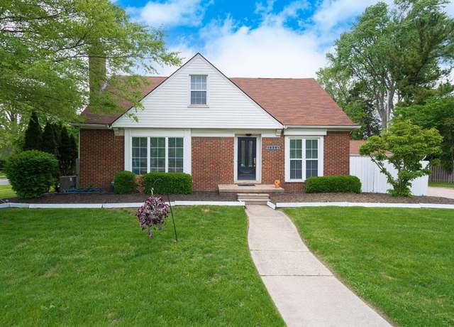 Property at 15501 E Jefferson Ave, Grosse Pointe Park, MI 48230, 3 beds, 2.5 baths