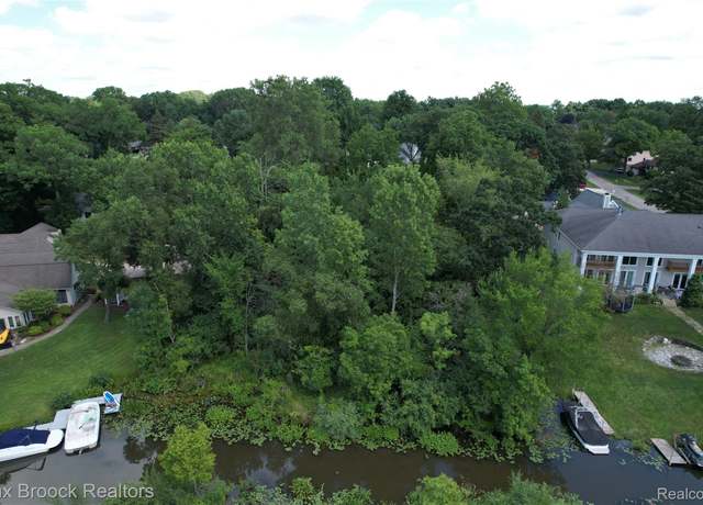 Property at VAC Daron Ln, West Bloomfield Charter Township, MI 48324