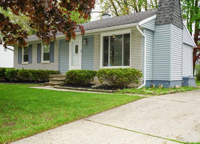 Property at 598 Covington St, South Lyon, MI 48178, 3 beds, 1.5 baths