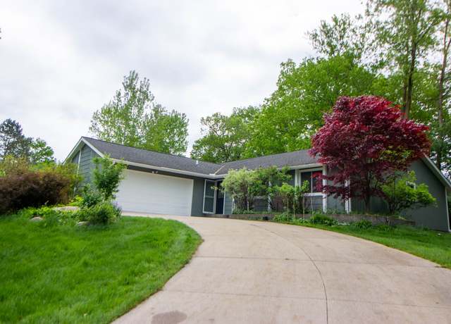 Property at 5107 Chestershire CT Ct, West Bloomfield, MI 48322, 3 beds, 2.5 baths