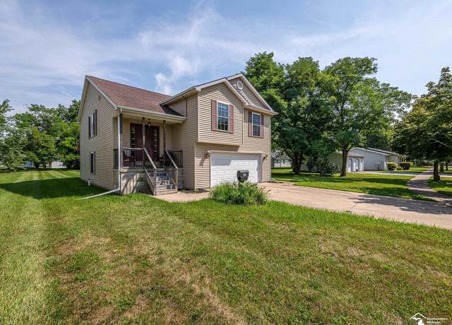 Property at 190 Sidney St, Dundee, MI 48131, 4 beds, 2.5 baths