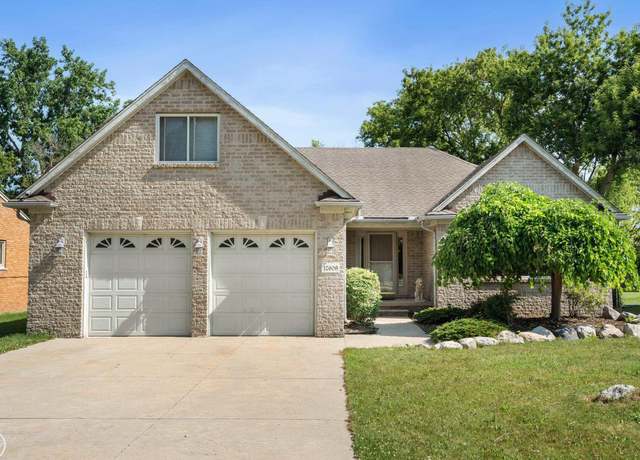 Property at 17609 21 Mile Rd, Macomb, MI 48044, 3 beds, 3 baths