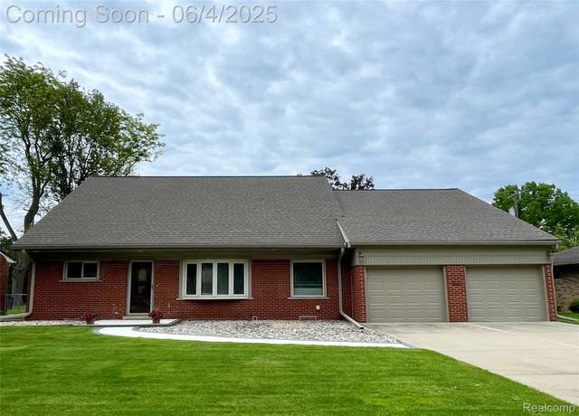 Property at 15941 Promenade Ave, Allen Park, MI 48101, 4 beds, 3 baths