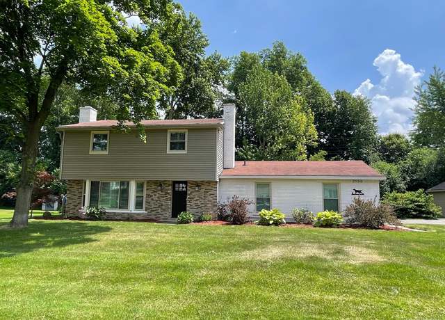 Property at 21150 E Chigwidden St, Northville, MI 48167, 3 beds, 2.5 baths