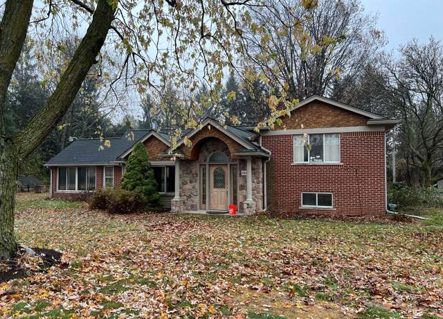 Property at 48441 N Territorial Rd, Plymouth, MI 48170, 3 beds, 2 baths