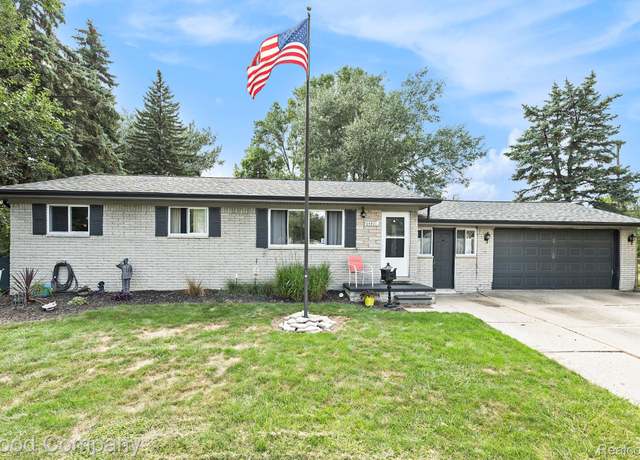 Property at 35571 Baron Ct, Clinton Charter Township, MI 48035, 3 beds, 1 bath