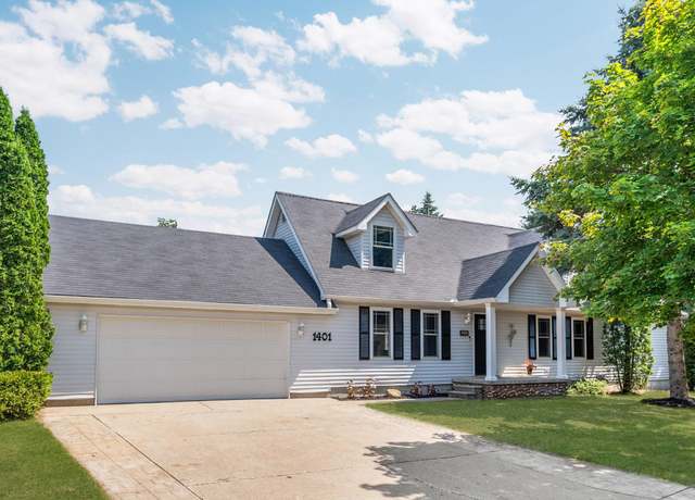 Property at 1401 Jeffrey Dr, Cadillac, MI 49601, 4 beds, 3 baths