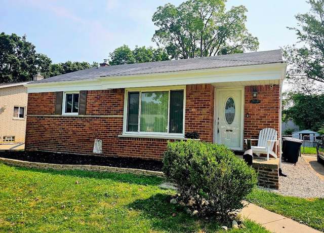 Property at 9994 Deering St, Livonia, MI 48150, 3 beds, 1 bath