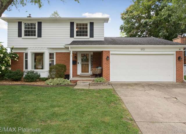 Property at 572 Old Creek Dr, Saline, MI 48176, 4 beds, 1.5 baths