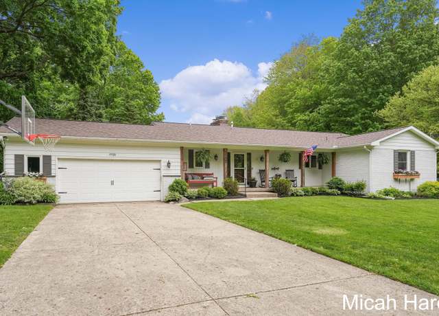 Property at 7720 House Ct NE, Belmont, MI 49306, 4 beds, 3.5 baths