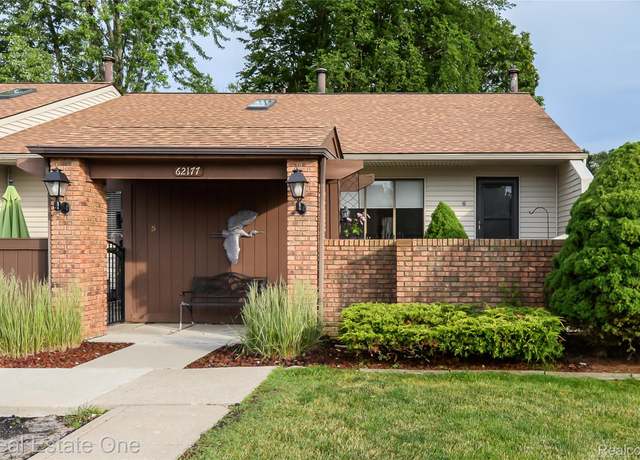Property at 62177 Ticonderoga #6, South Lyon, MI 48178, 2 beds, 2 baths