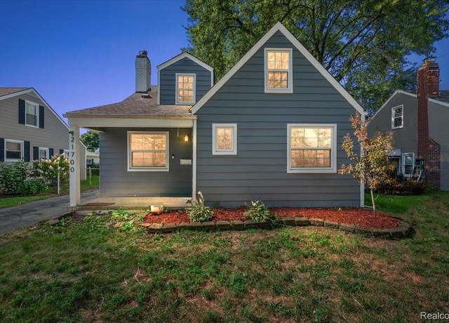 Property at 21700 California St, St Clair Shores, MI 48080, 3 beds, 2 baths