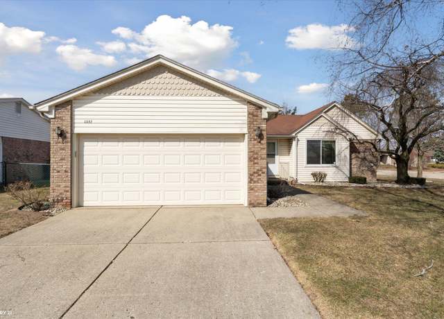 Property at 3587 Hamlet Dr, Sterling Heights, MI 48310, 3 beds, 2 baths