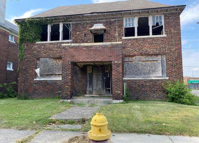 Property at 3200 Clairmount St, Detroit, MI 48206, 10 beds, 5 baths