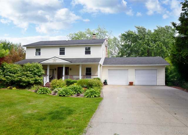 Property at 5483 Ameno Ln, Swartz Creek, MI 48473, 4 beds, 2.5 baths