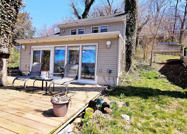 Property at 11642 Weiman Dr, Pinckney, MI 48169, 2 beds, 1 bath