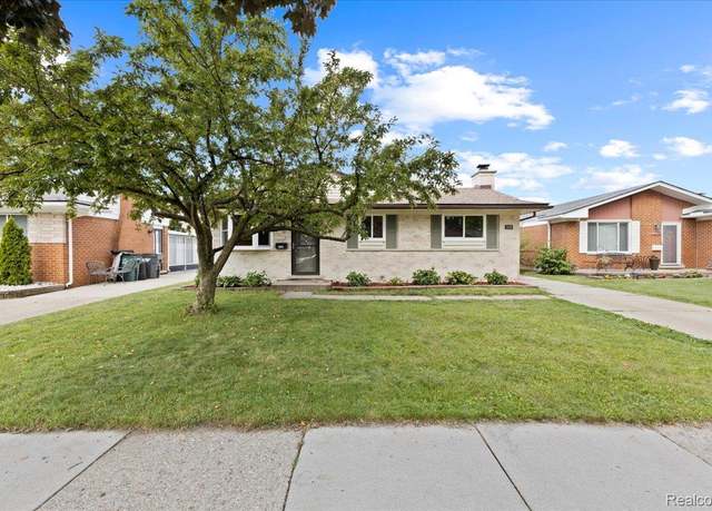 Property at 1059 Kenilworth Pl, Clawson, MI 48017, 3 beds, 1.5 baths