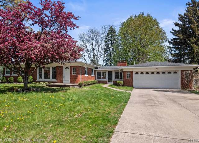 Property at 18840 Susanna Dr, Livonia, MI 48152, 3 beds, 1 bath