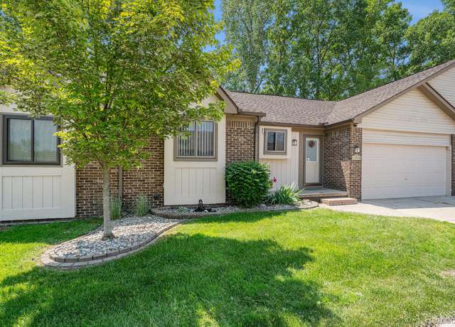Property at 20534 Longwood Dr, Clinton Township, MI 48038, 2 beds, 2 baths