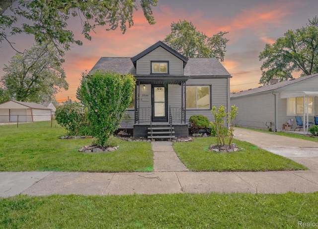 Property at 27500 Tighe St, Roseville, MI 48066, 3 beds, 1 bath