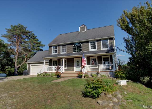 Property at 10257 Wake Robin Ln, Mundy Township, MI 48451, 4 beds, 3.5 baths