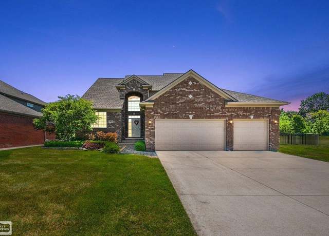 Property at 39636 Cannon Dr, Harrison Township, MI 48045, 5 beds, 3.5 baths