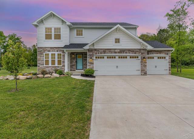 Property at 7302 Geraldine Cir, Swartz Creek, MI 48473, 3 beds, 2.5 baths