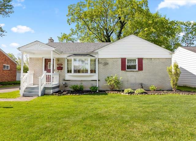 Property at 31601 Marblehead Rd, Farmington, MI 48336, 2 beds, 2 baths