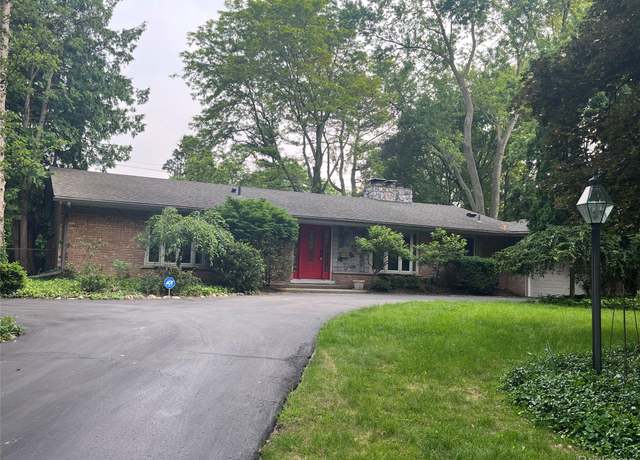 Property at 3465 Bennington Ct, Bloomfield Hills, MI 48301, 5 beds, 3 baths