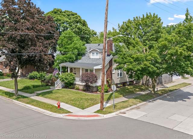 Property at 535 S Edison Ave, Royal Oak, MI 48067, 3 beds, 2 baths