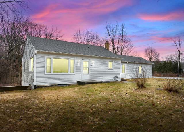 Property at 6211 Oakland Dr, Portage, MI 49024, 3 beds, 2 baths