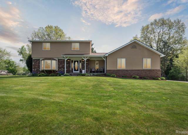 Property at 4024 Strathcona, Highland, MI 48357, 4 beds, 2.5 baths