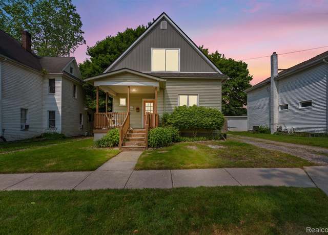 Property at 1 Jones St, Yale, MI 48097, 3 beds, 2 baths