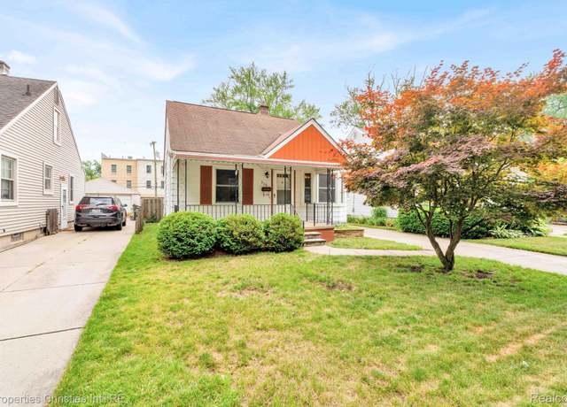 Property at 816 E 3rd St, Royal Oak, MI 48067, 3 beds, 1.5 baths