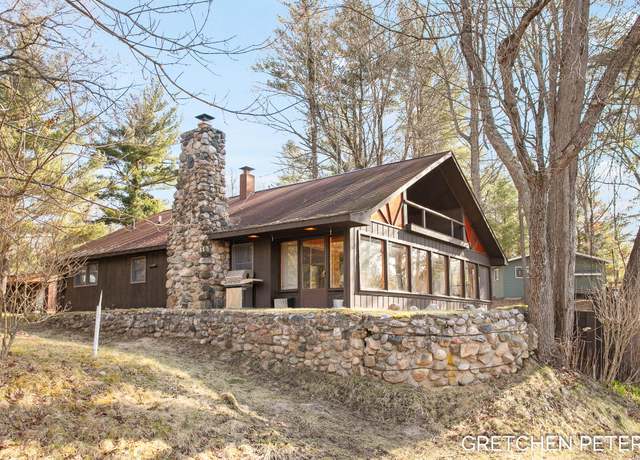 Property at 988 S Landon Rd, Branch, MI 49402, 3 beds, 1 bath