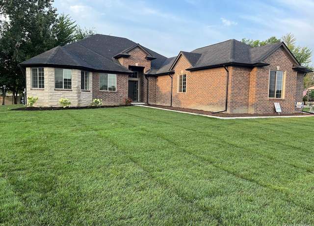 Property at 35990 Windridge Dr, New Baltimore, MI 48047, 3 beds, 2.5 baths