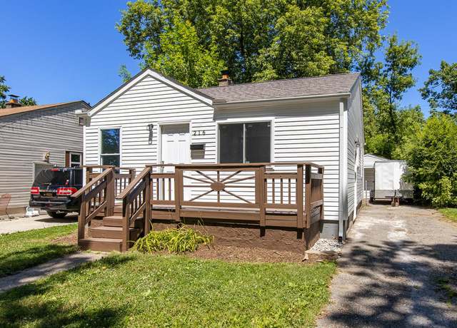 Property at 216 W Longfellow Ave, Pontiac, MI 48340, 2 beds, 1 bath
